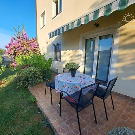 Bozica House With Apartments Murine 외부 사진