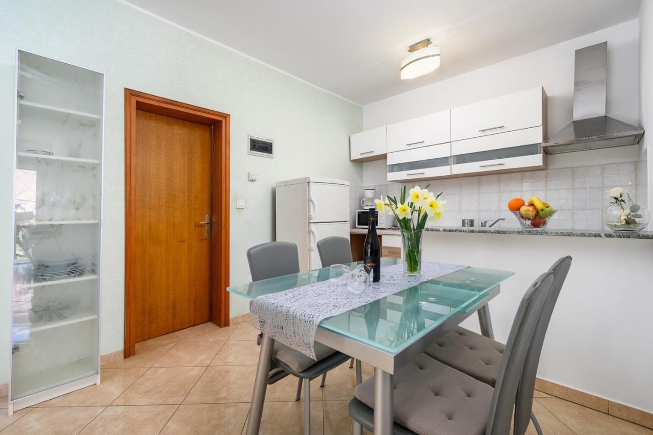 Bozica House With Apartments Murine 외부 사진