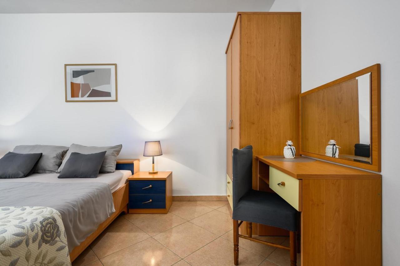 Bozica House With Apartments Murine 외부 사진