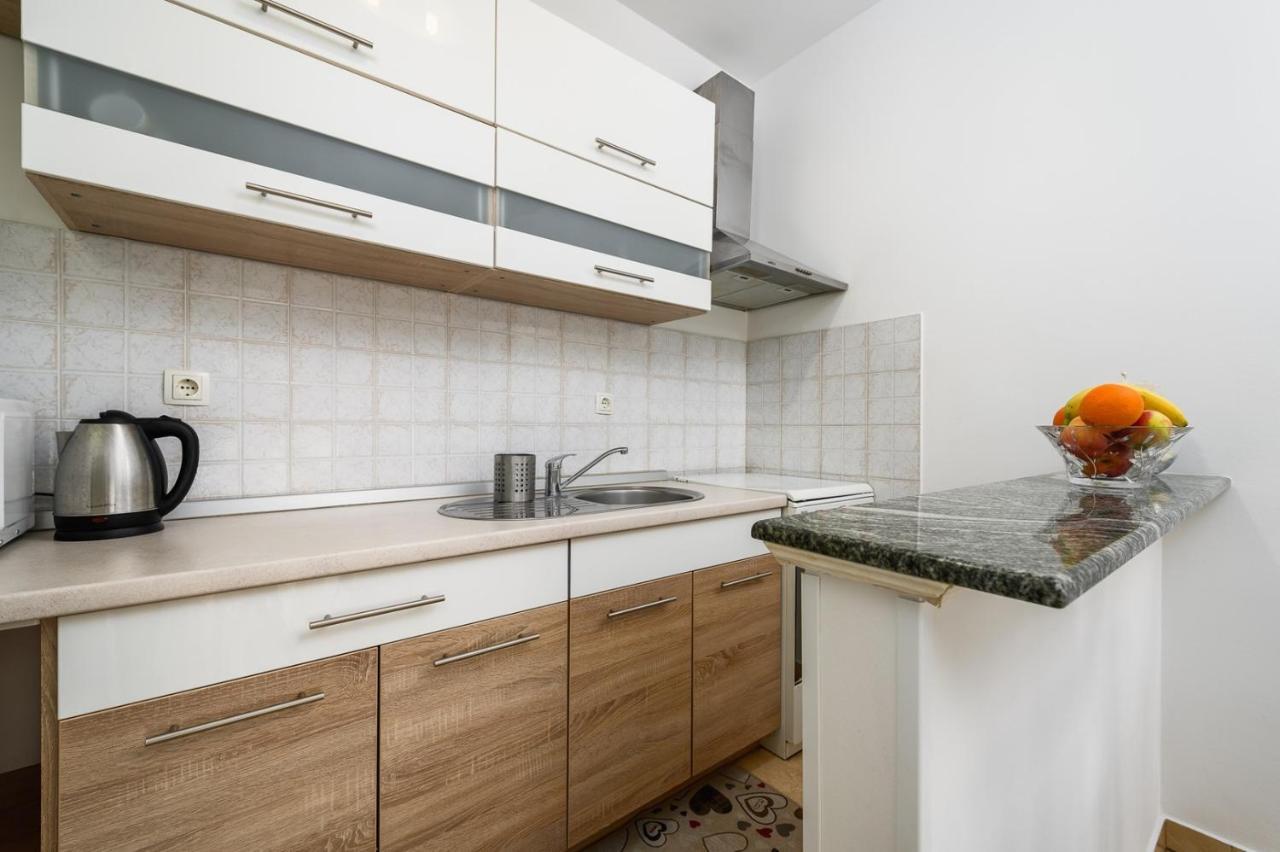 Bozica House With Apartments Murine 외부 사진
